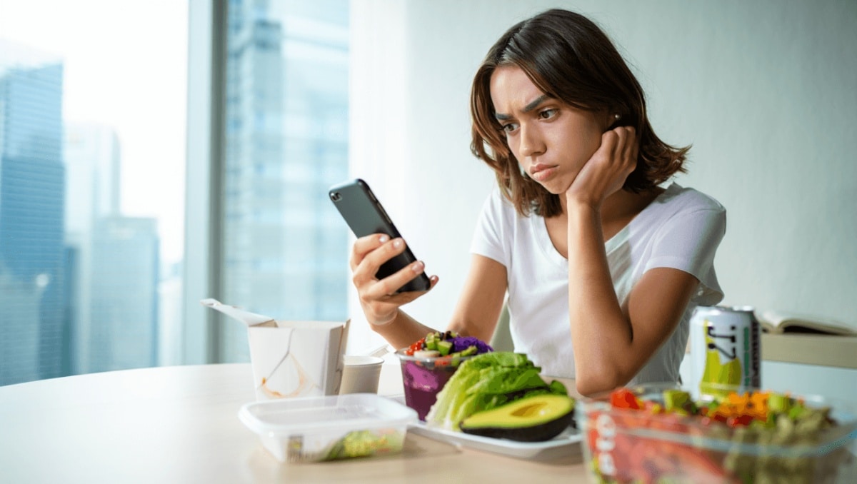 Dietitian reveals the 6 biggest food mistakes Gen Z and Millennials are making — and what they should do instead